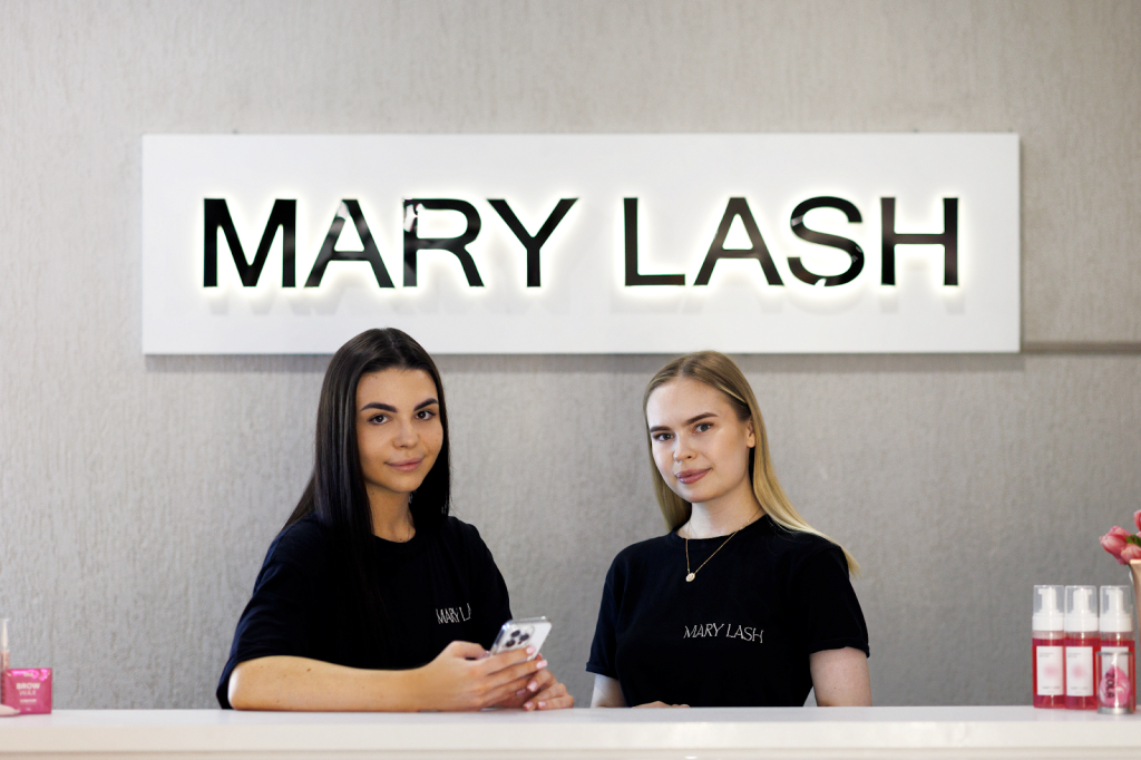marylash.pro - Сколько зарабатывает мастер по наращиванию ресниц?